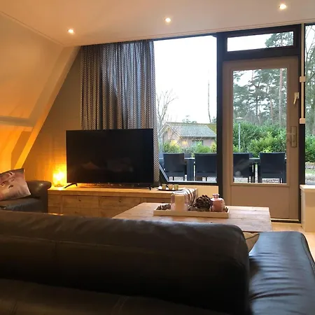 For 12 Guests On Vosseven * Stramproy