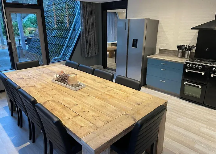 Holiday home For 12 Guests On Vosseven